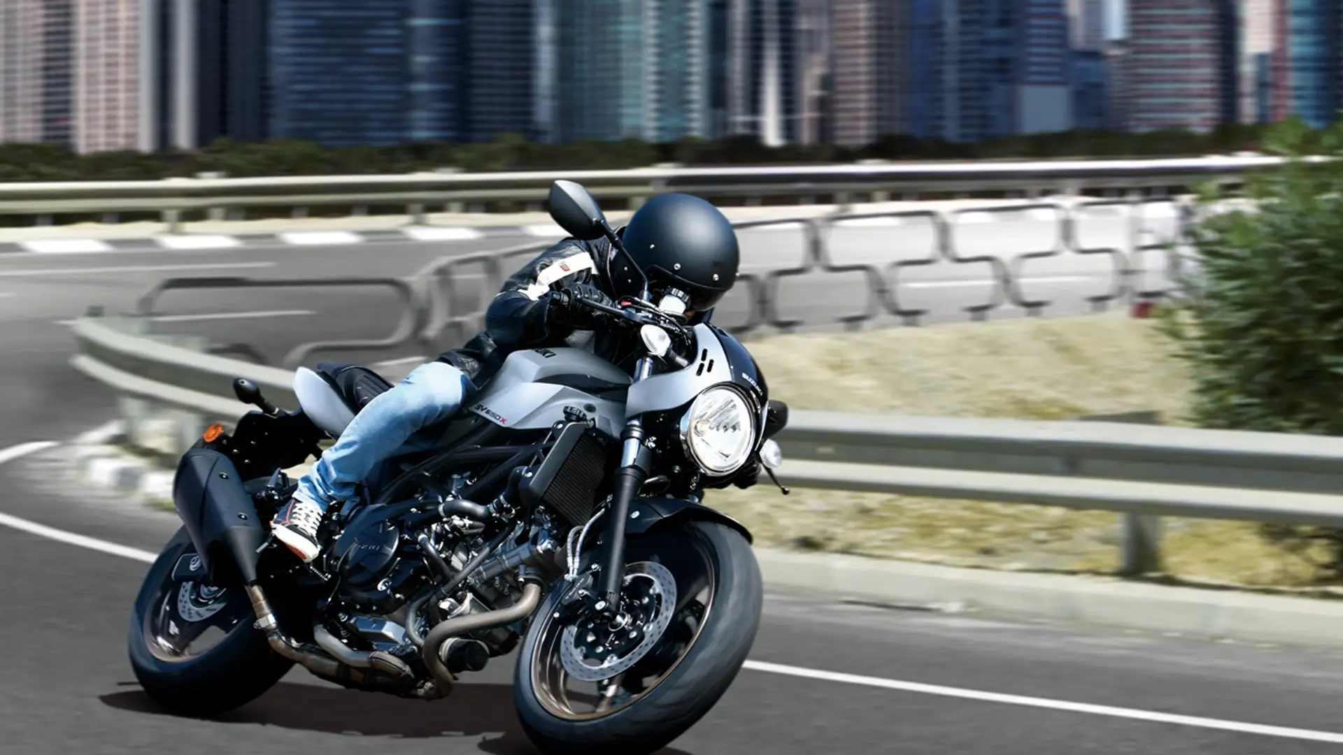 Suzuki Unveils Retro-Inspired SV650X Motorcycle with New Paint Scheme ...